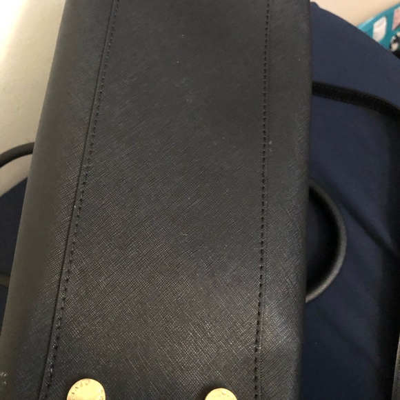 Michael Kors Sutton Satchel - Picture 5 of 8